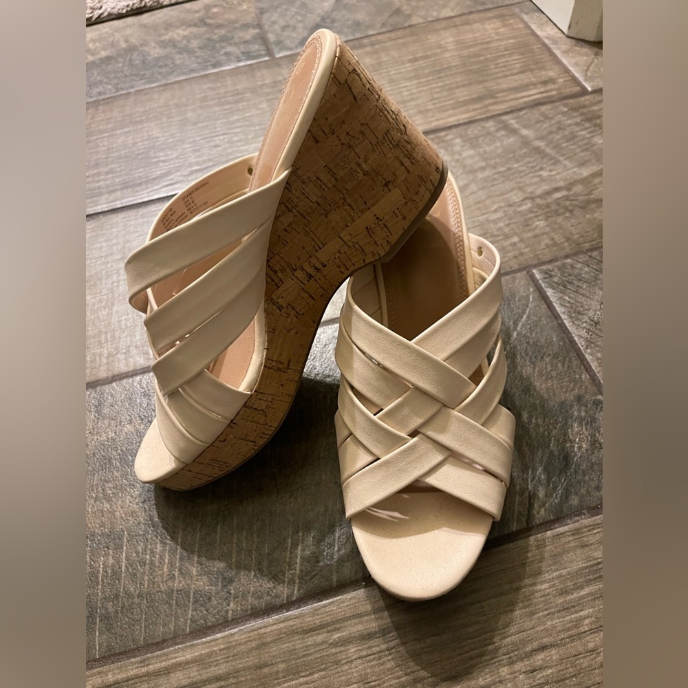 Cork heeled sandle